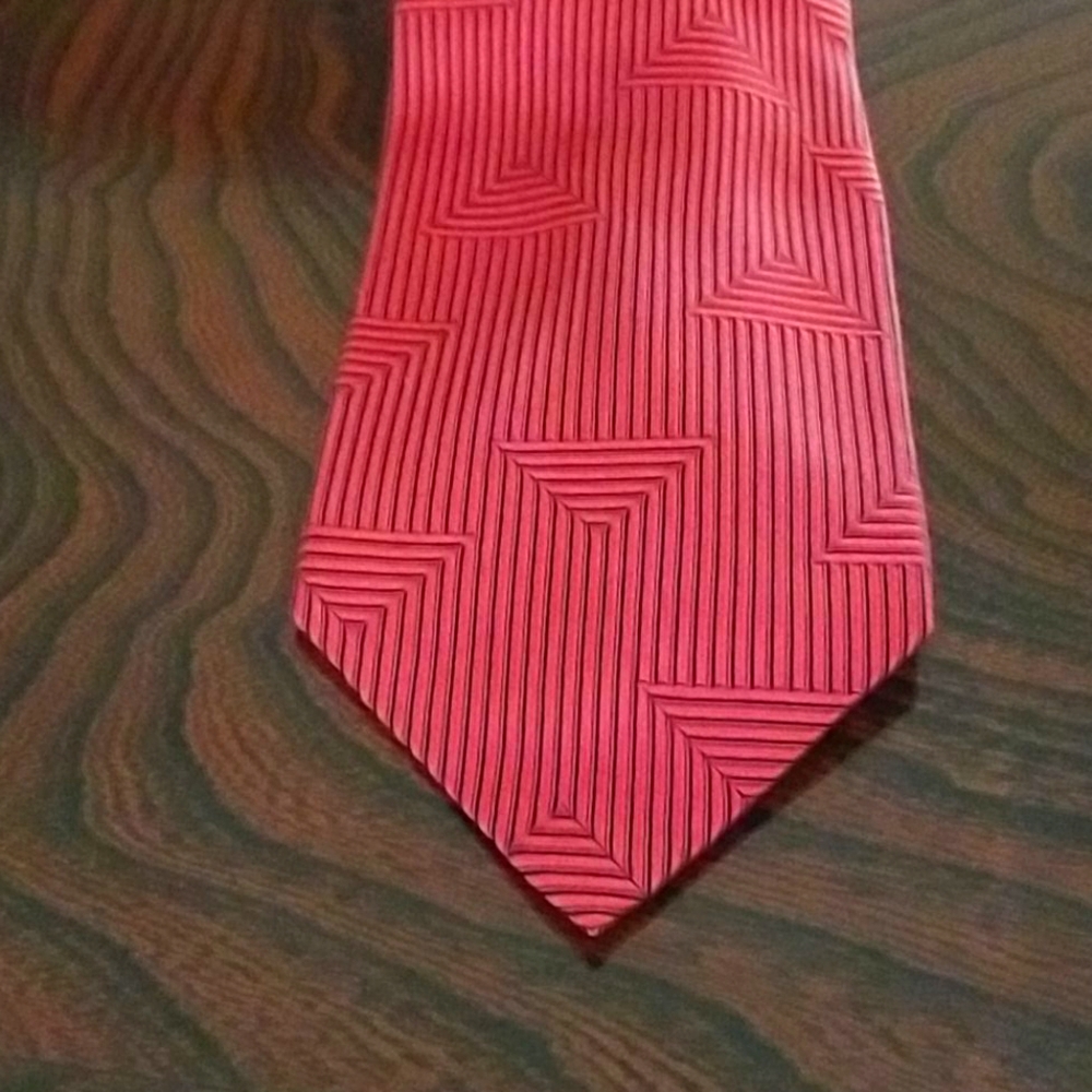 Reno Tie